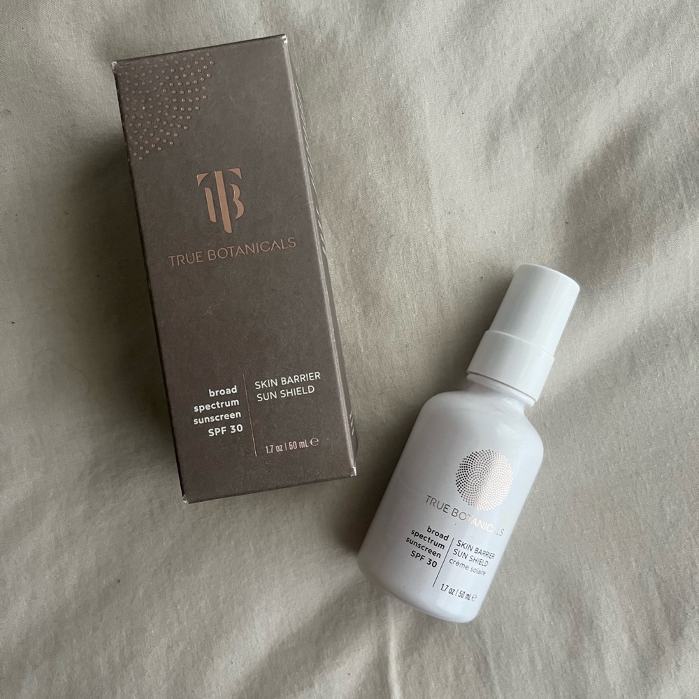 True Botanicals Skin Barrier Sun Shield SPF 30 - Mineral Sunscreen